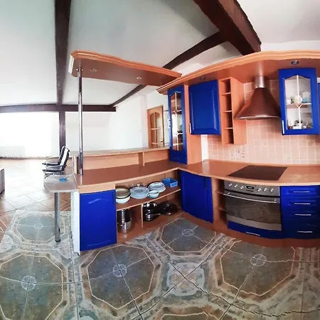 ホームステイ Pod Debem グジボボ